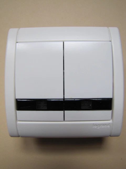 Legrand 085605 - Finger Double Sagane Kozí Opalis - Bianco