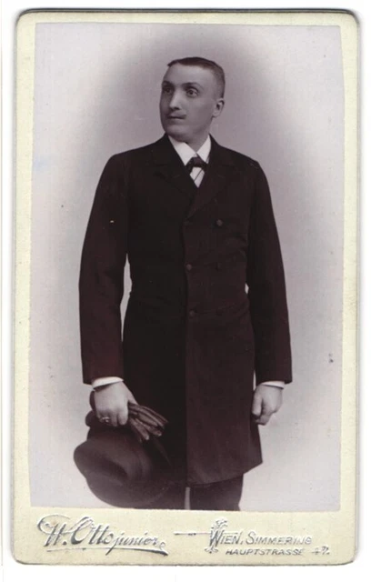 Fotografie Wilhelm Otto junior, Wien-Simmering, Hauptstr. 47, Junger Herr in el