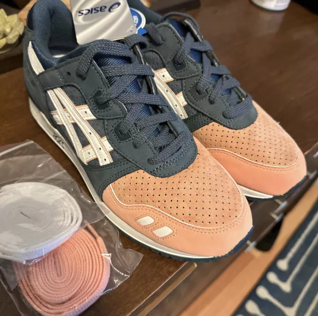 Size 6.5 - ASICS GEL-Lyte III x Ronnie Fieg Salmon Toe 2011