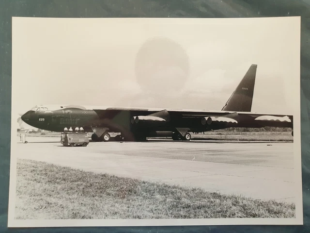 Off-White × Nike Dunk Low 1 OF 50 \"50\" Analisis Margin Produk Sudirja Feb 2023 | PDF | Home & Garden