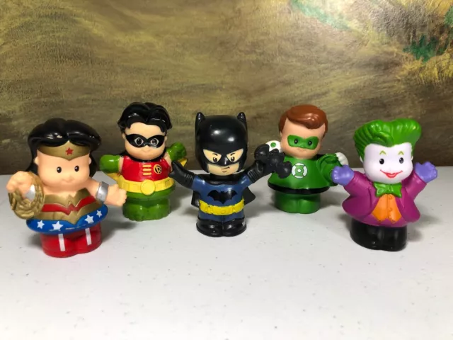 Little People DC Super Heroes Green Lantern Joker Robin Batman Wonder Woman lot
