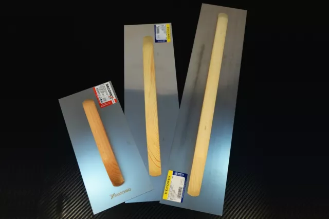 Truelle lisse en acier inoxydable avec manche en bois fermé