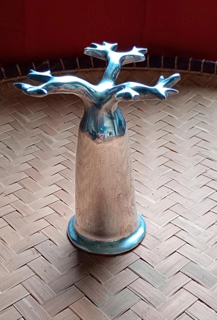 Sculpture antilope montée en fonte d'aluminium - En vente sur France
