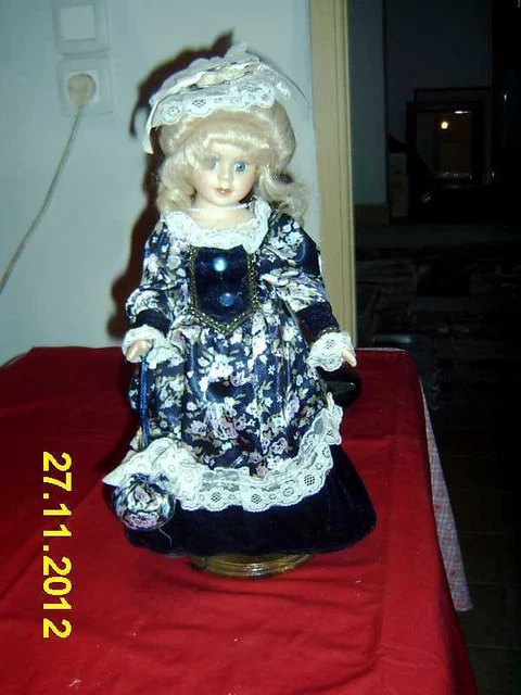 Poupée en biscuit italienne de collection vintage par