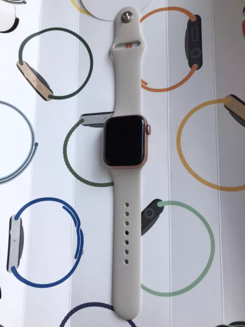 Apple watch se a2355 deals