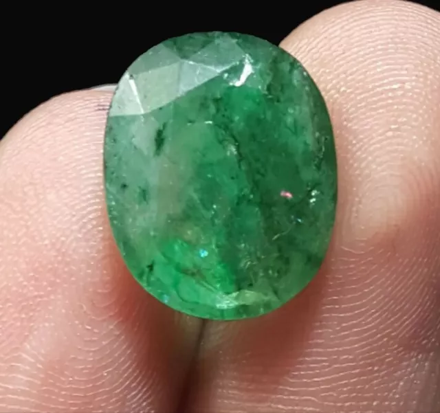 Smeraldo Naturale Forma Ovale da 5.55 Ct/Riscaldato Con Certificato Originale