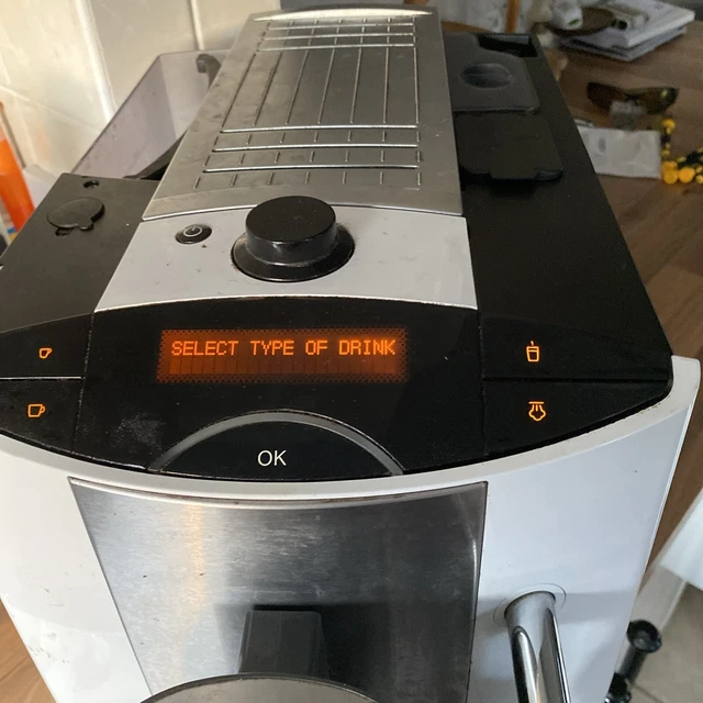 MIELE BEAN TO Cup Full Automatic Cm5100 Coffee Machine EUR 76,23