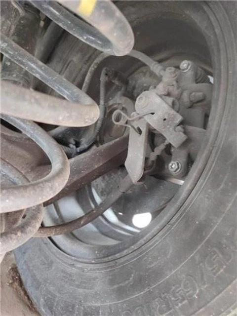 Achetez Des Étrier De Frein Arrière ATB 120A/131A Noir Complet Chez HBS