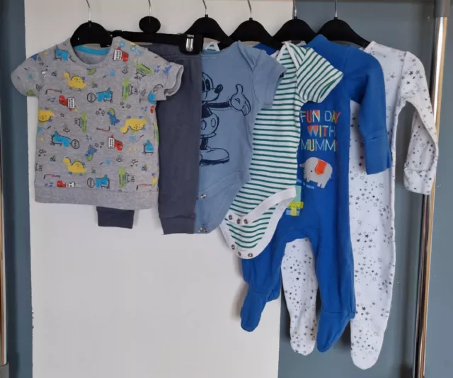 Baby Boys clothes bundle Age3-6mths.6pieces.Used.Perfect condition. Mixed Brands