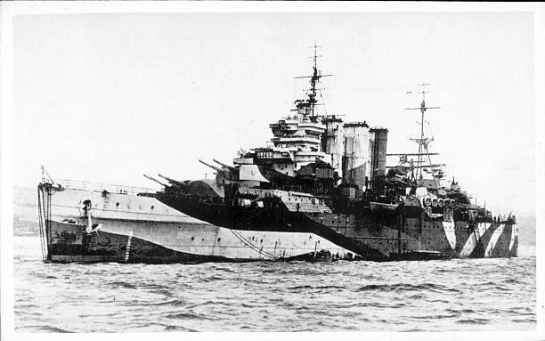 Hms England BRITISH ROYAL NAVY Battleship HMS Suffolk SHIPPING NAVAL OLD PHOTO £4. ...