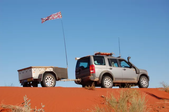 Off road box trailer