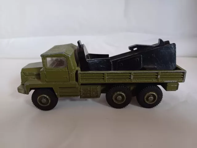 dinky toys - Berliet Gazelle - Military Vehicle Launcher