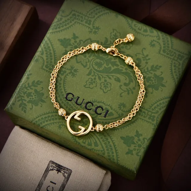 G Logo GUCCI Interlocking Bracelet Gold Chain—Adjustable