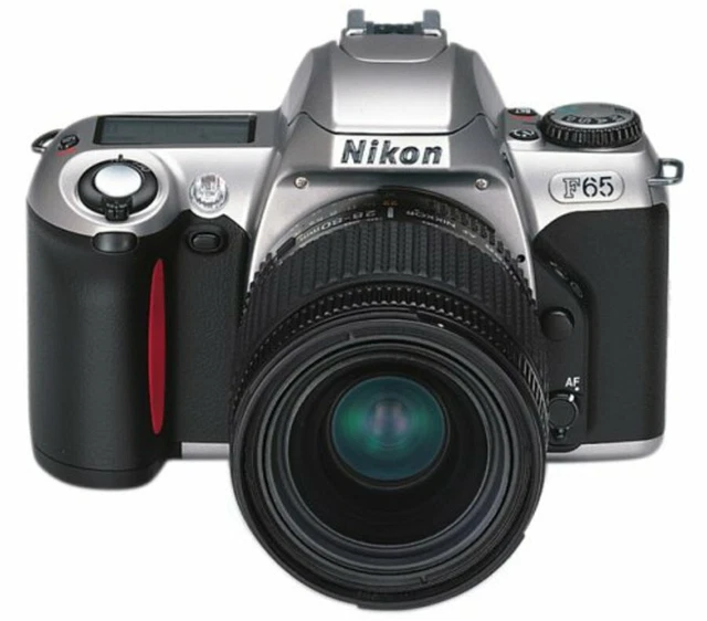 Nikon F65 35mm SLR Photo Camera 28-100mm f/3.3-5.6 G Lens Black - VGC (JAA763DA)