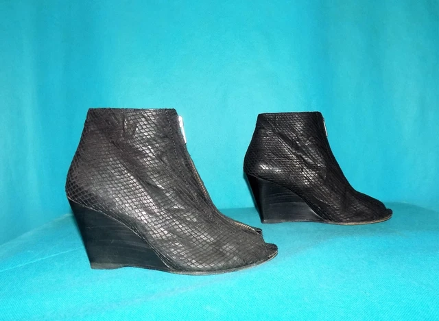 bottines compensées  SANDRO  ouvert devant en cuir noir pointure 39 EUR