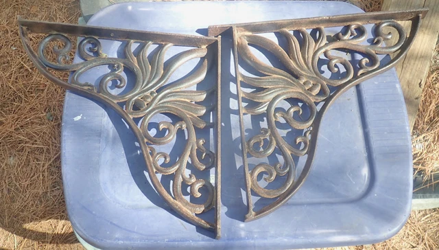 Vtg Set of 2 Antique Victorian Scroll? Ornate Cast Iron Shelf Brackets 14” X 14”