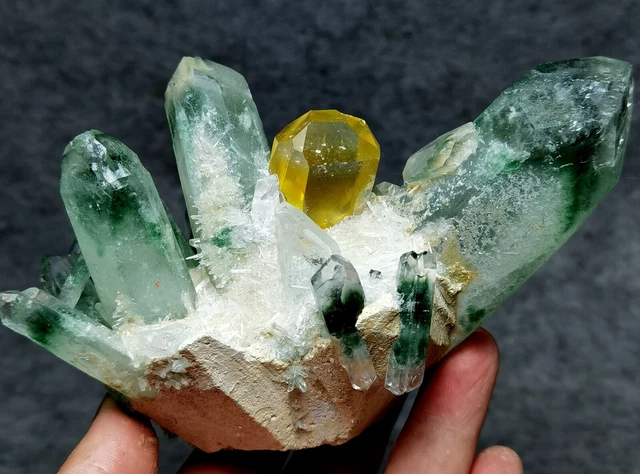 523g New Find Green Phantom Quartz Crystal Cluster Mineral Specimen Healing