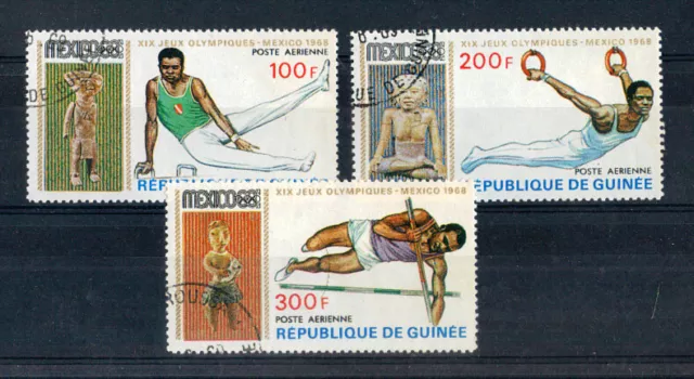 Francobolli 1969 - LOTTO/737 - REPUBBLICA DELLA GUINEA - OLIMPIADI POSTA AEREA 3