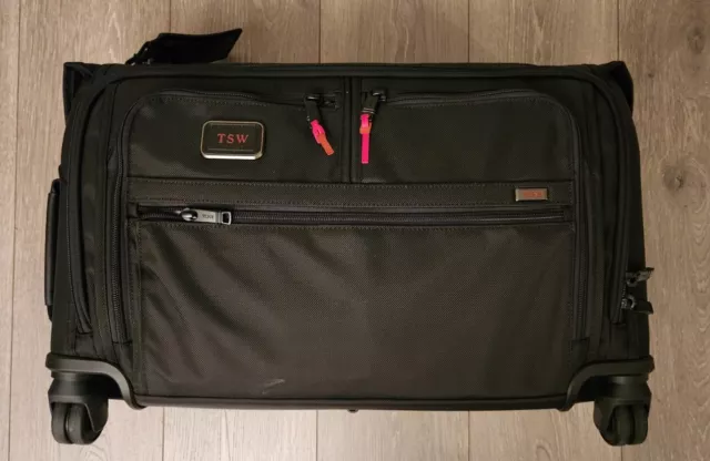 Tumi Alpha Wheeled 14.5"x22"x8.5" Garment Bags - Black
