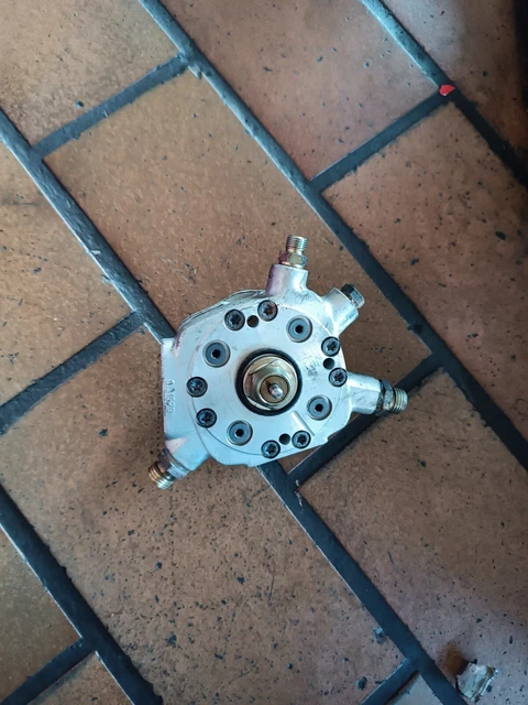 ORIGINAL MERCEDES BENZ W124 W201 BOSCH Zündverteiler Verteiler A0031583001 DE EUR 60,00