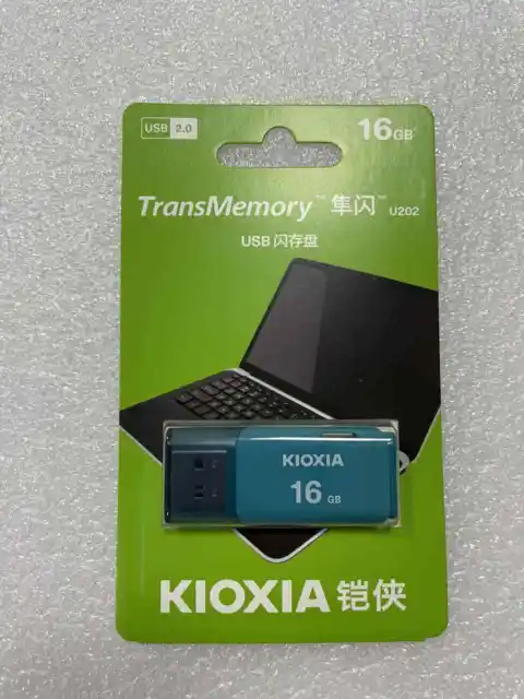 16GB Toshiba /KIOXIA Memory Stick USB 2.0 Flash Drive THNU08HAY BLANCO
