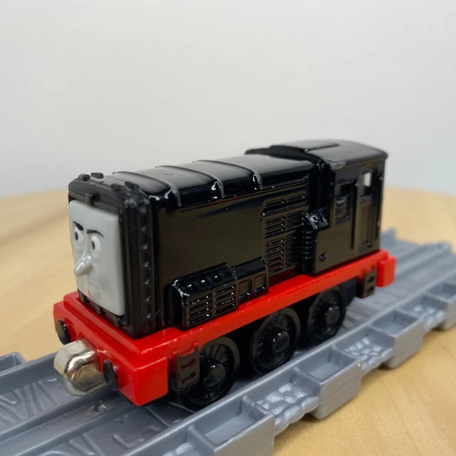 Thomas The Tank Engine Take And Play Engine Devious Diesel £999 