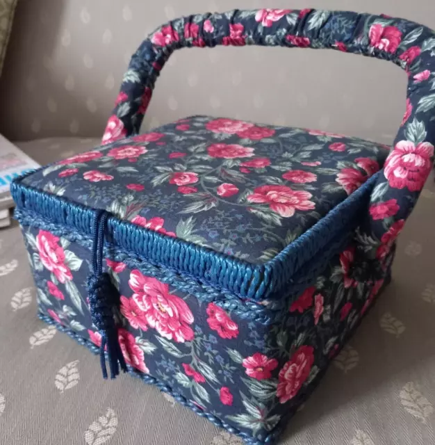 Sewing work Basket  Handle Lined  Pin cushion Box Blue / pink floral NEW 7x7x4"