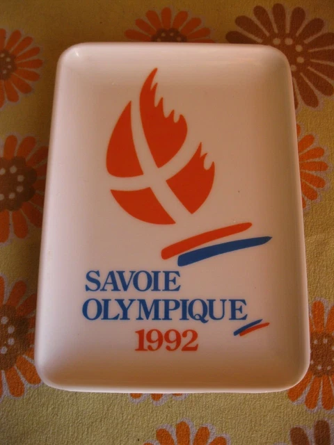 ANCIENNE ASSIETTE jeux olympiques d' hiver , ALBERTVILLE 1992 , SAVOIE
