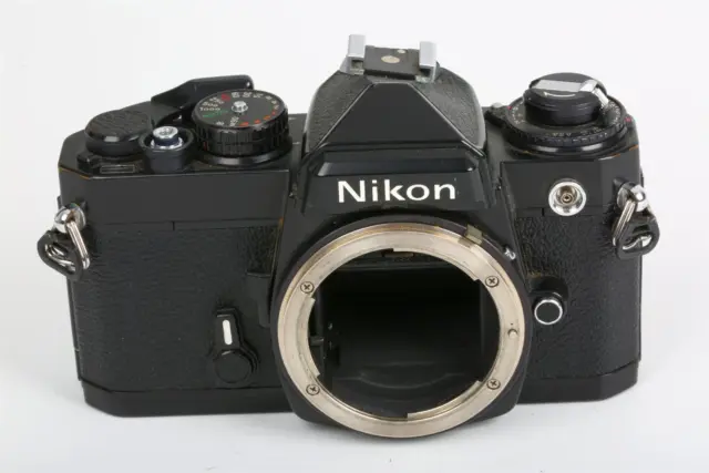 Nikon FE Analogkamera schwarz defekt 3357603