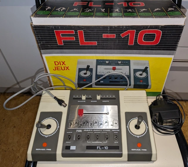 En boite FL-10 ancienne console type Pong 10 jeux intégrés