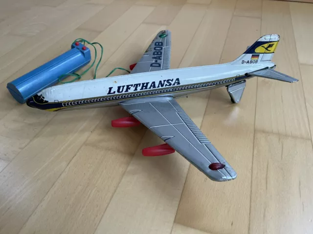 Boeing 707 Lufthansa Blechflugzeug Yanoman Japan tin toy