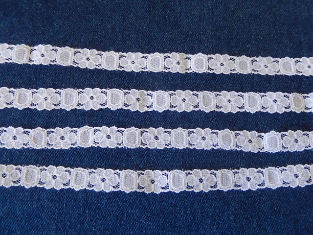 DENTELLE ANCIENNE BLANCHE : 2,50 m x 1,2 cm
