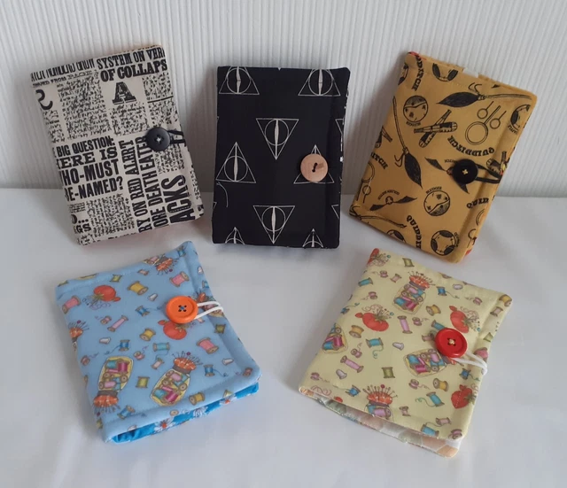 Estuche con aguja de coser tela de Harry Potter/Riley Blake... acolchado... hecho a mano