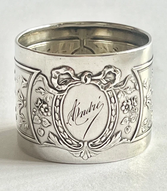Ancien rond de serviette, en argent massif, poinçon minerve, monogramme Argenté - Vendu