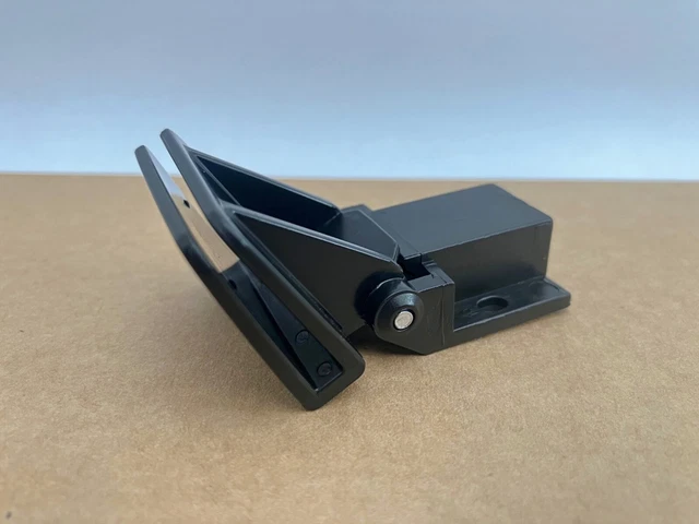Coperchio/Cerniera Copripolvere Per Giradischi ION Profile Flash &ndash; Ricambio Nero