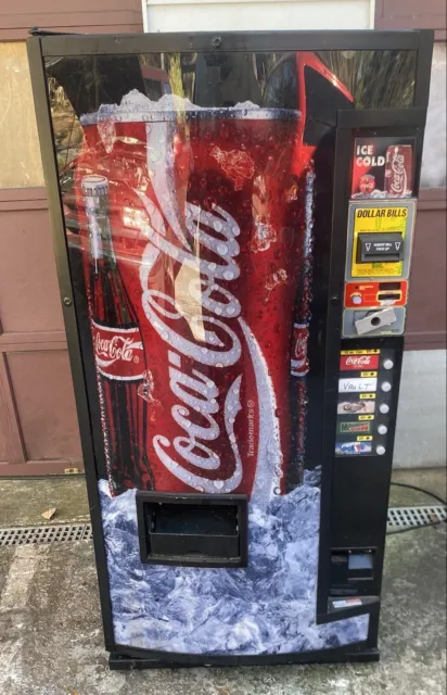 Mini coca cola vending machine soda vending machine For Sale