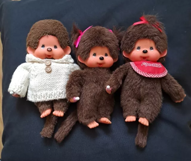 Monchhichi Junge Sekiguchi von 1974 + 2 neuere Mädchen Monchi,Konvolut Lätzchen