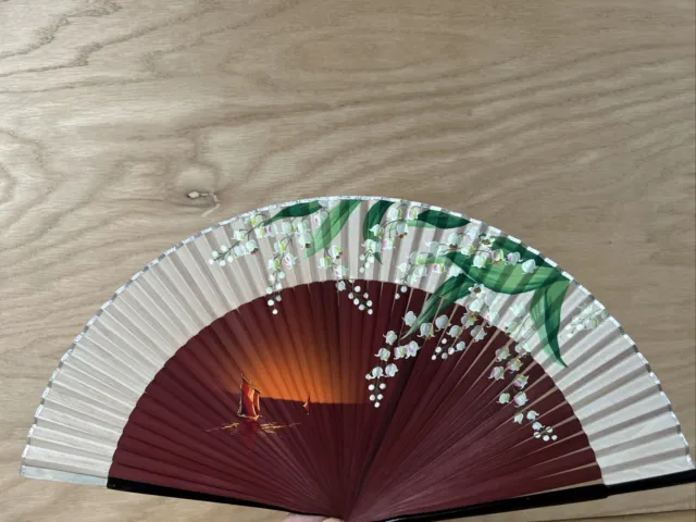 Vintage Hand Painted Chinese Folding Fan Bamboo Silk Fan Hand-Held Party Fan