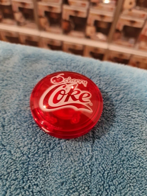 Coca Cola Cherry Coke Noodle Box Yo-Yo Promotional Release Rare Collectable Yoyo