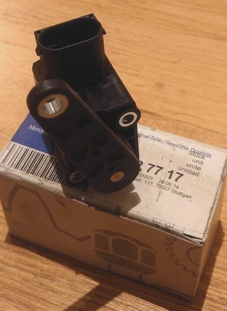 NEW GENUINE MERCEDES Axle Level Height Sensor W211 W219 W220 W164 £79. ...