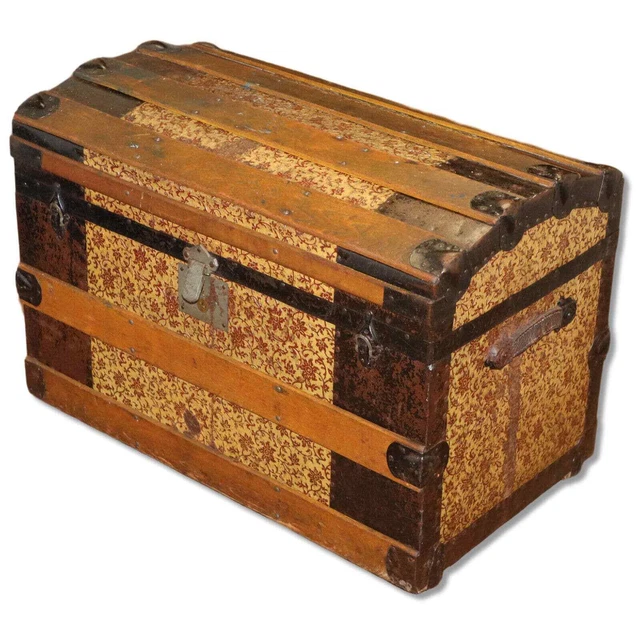 Ships Free Flower Embossed Curved Top Steamer Trunk w/ Tray 1880