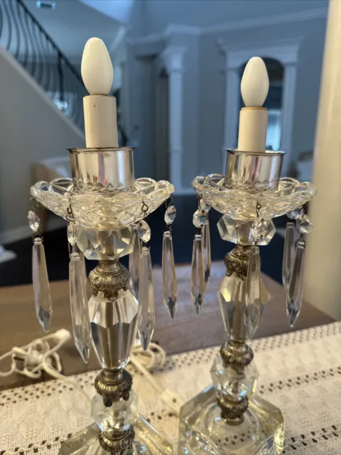 Pair of Vintage Glass Boudoir Table Lamp with Crystal Prisms. 3