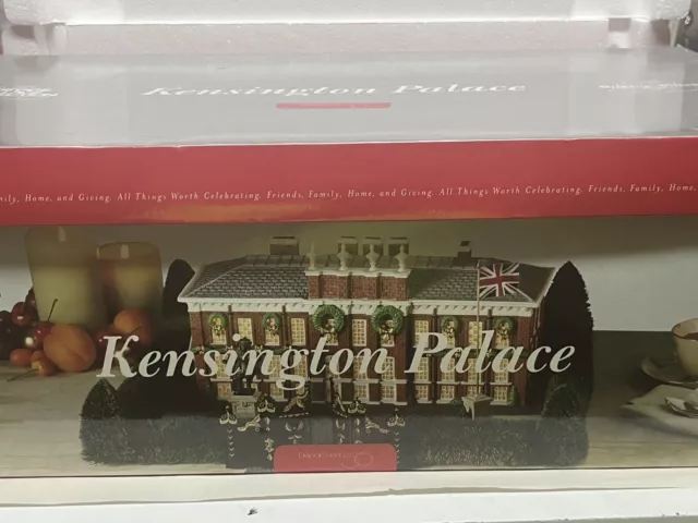 Dept 56 Kensington Palace Dickens 58309 Heritage Village Christmas. Nib