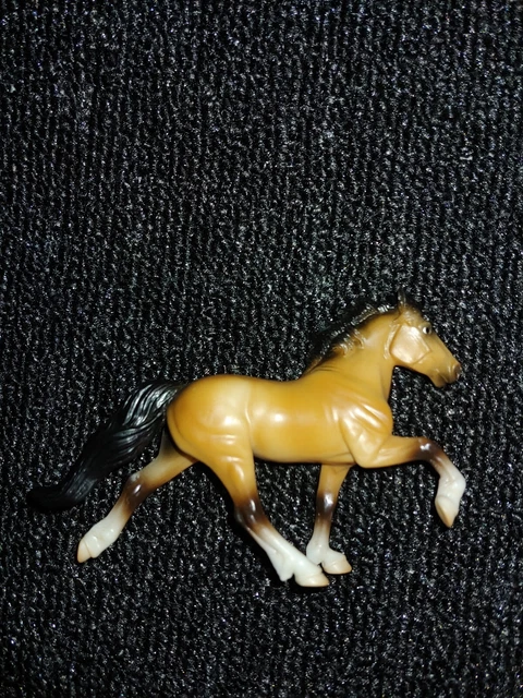 Breyer Horse Stablemate, Icelandic, (C)