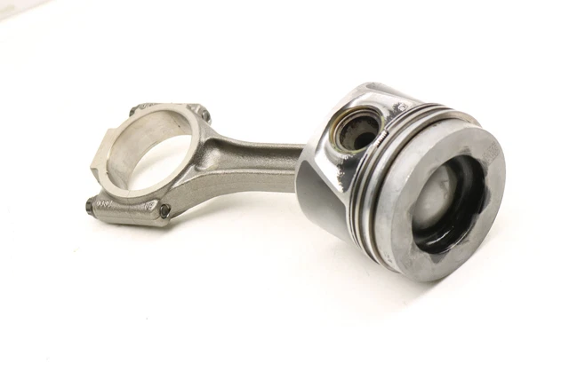 2010-2013 VW GOLF 2.0L - Piston W/ Connecting ROD 03L107065N