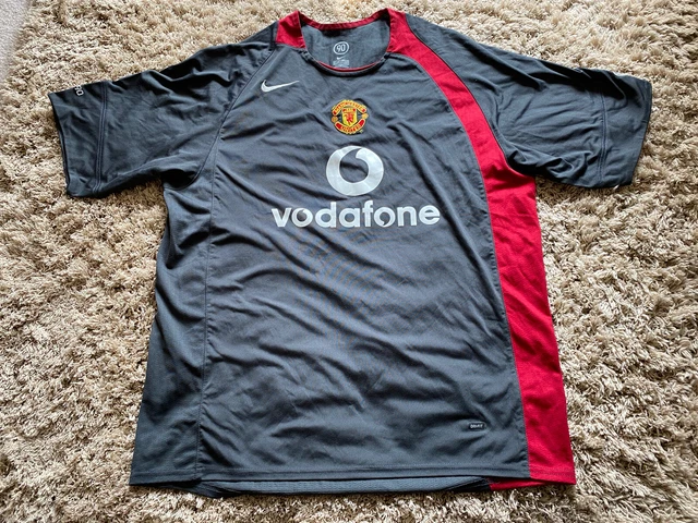 Man utd grey training top sale
