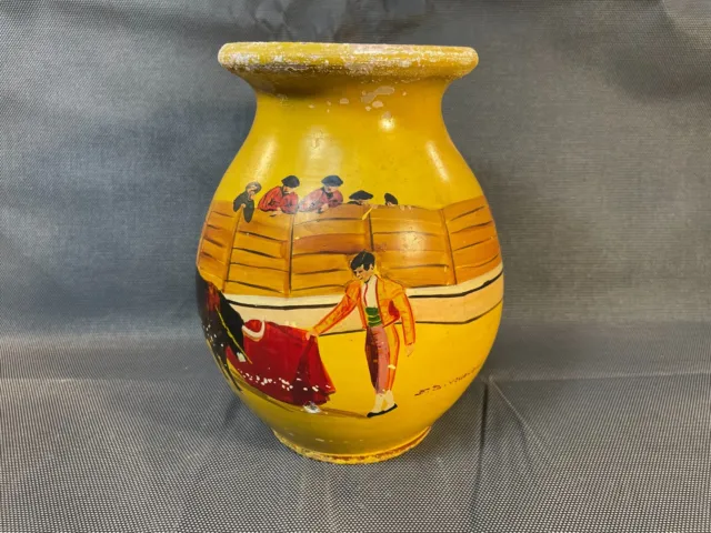 Ancien vase à fleurs en céramique de Vallauris scène corrida taureau vintage