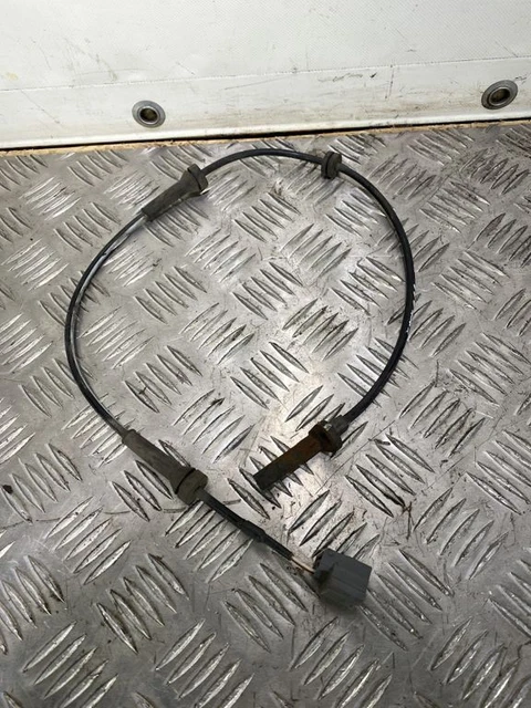 Nissan X-Trail T32 2016 Front right ABS brake wheel speed sensor FBZ20010