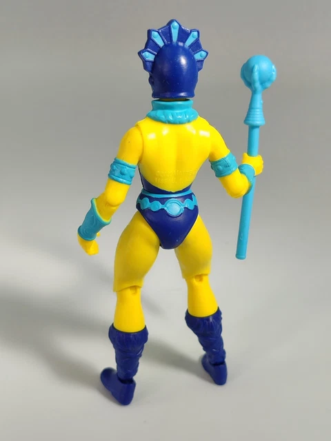 Figurine Evil-Lyn (Cartoon Collection) - Masters of the Universe Origins | Mattel