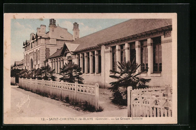 CPA Saint-Christoly-de-Blaye, Le Groupe Scolaire